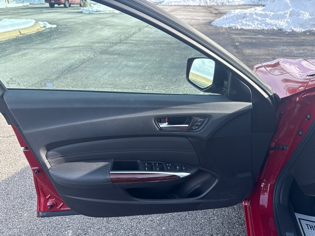 Acura TLX 9-Spd AT w/Technology Package 2017