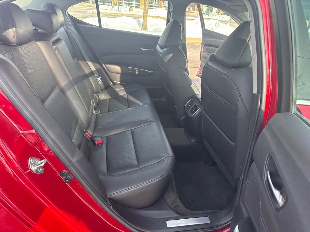 Acura TLX 9-Spd AT w/Technology Package 2017
