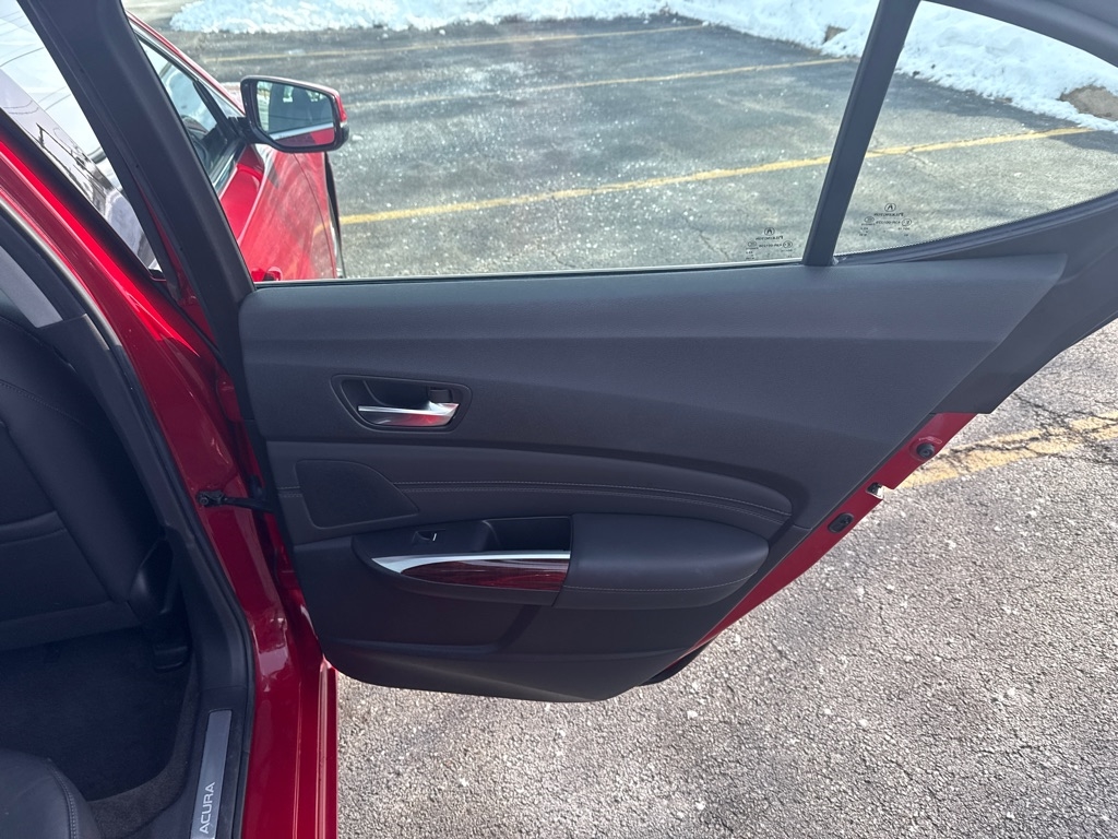 Acura TLX 9-Spd AT w/Technology Package 2017