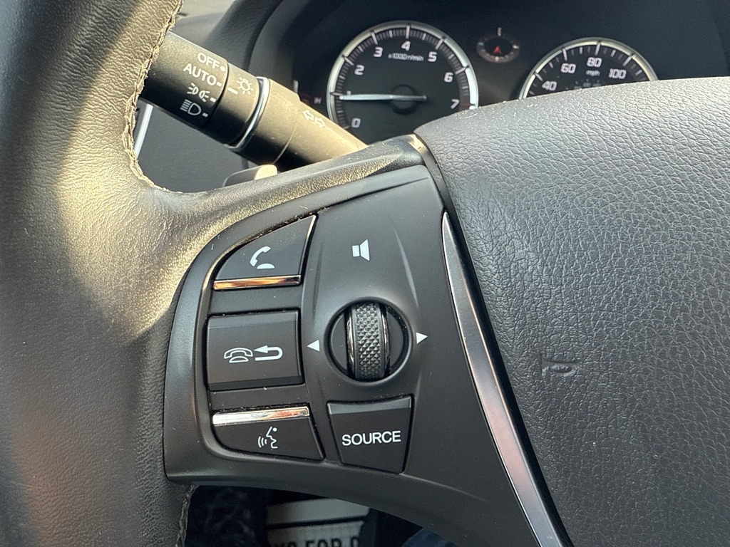 Acura TLX 9-Spd AT w/Technology Package 2017