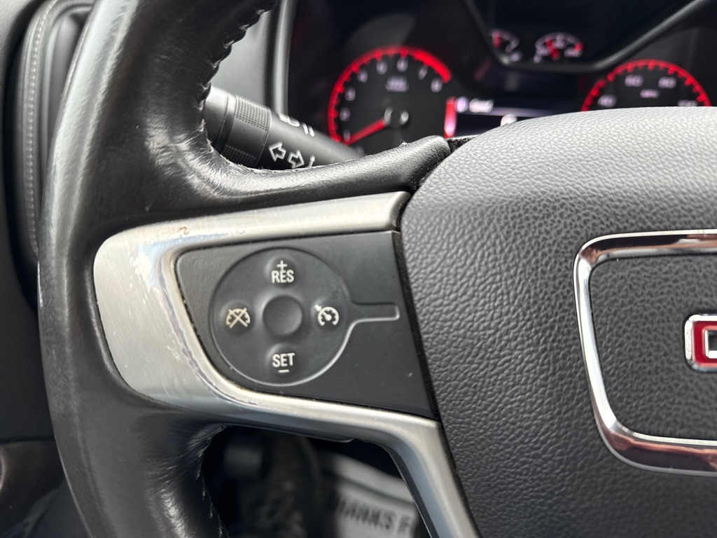 GMC Canyon SLT Crew Cab 4WD Long Box 2015