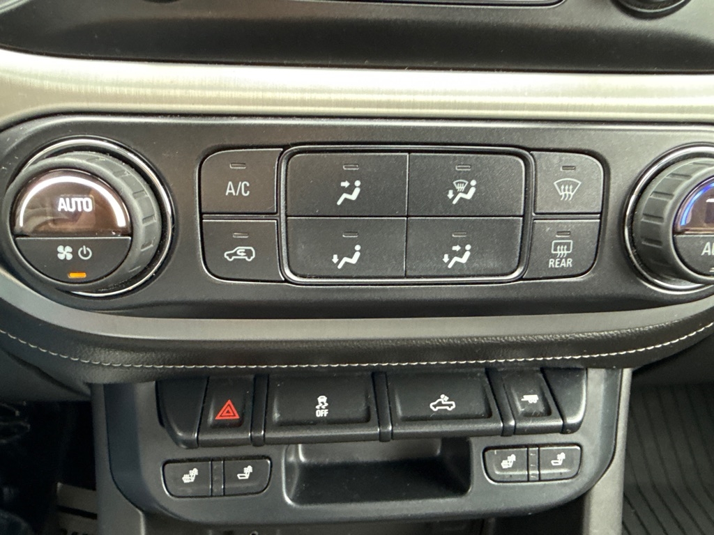 GMC Canyon SLT Crew Cab 4WD Long Box 2015