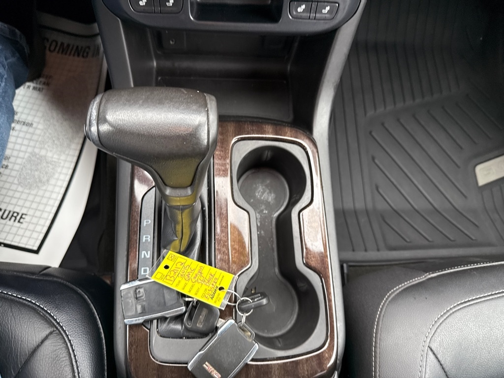 GMC Canyon SLT Crew Cab 4WD Long Box 2015