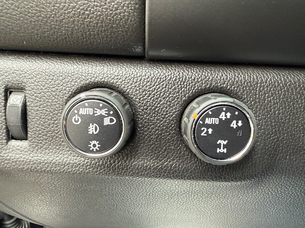 GMC Canyon SLT Crew Cab 4WD Long Box 2015