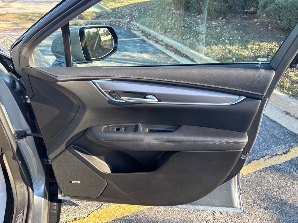 Cadillac XT5 Luxury AWD 2024