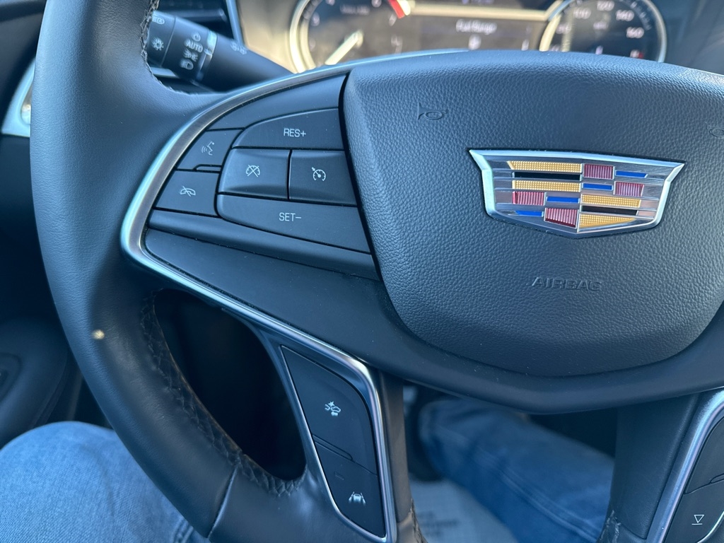 Cadillac XT5 Luxury AWD 2024