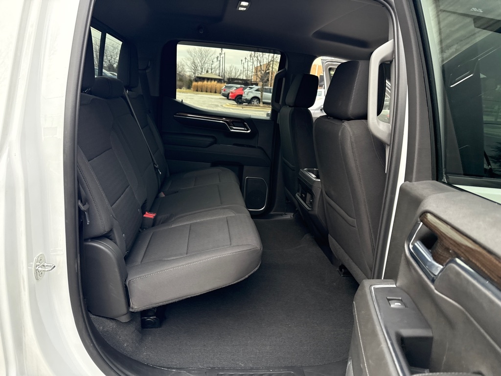 Chevrolet Silverado 1500 LT Crew Cab 4WD 2022