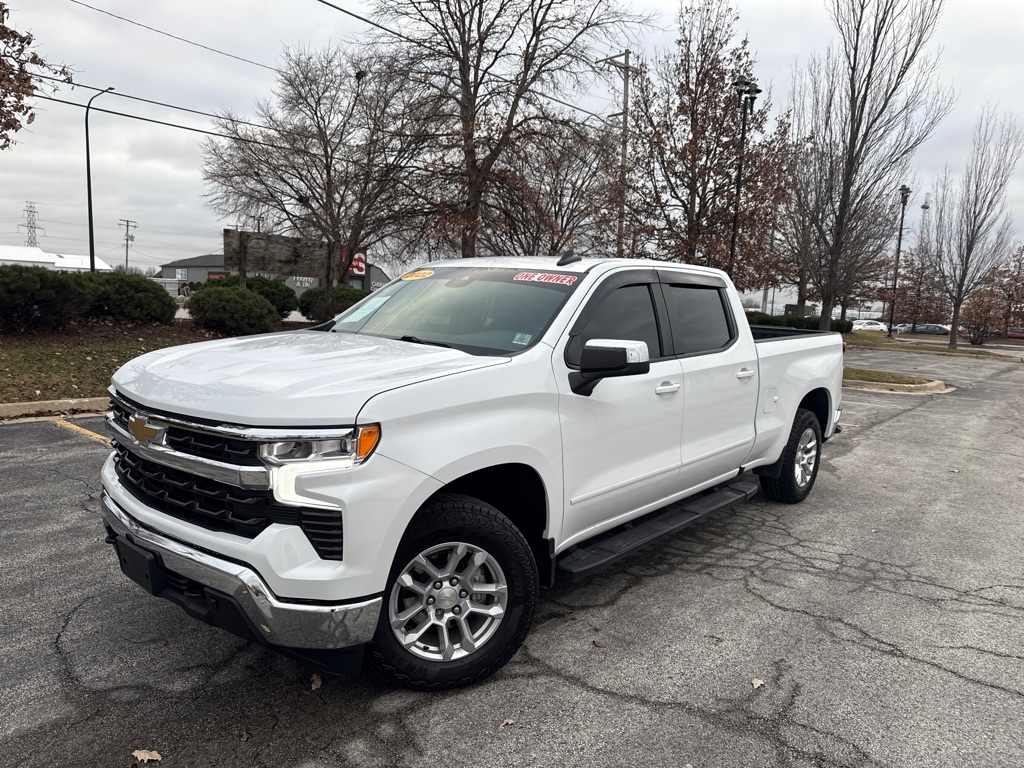 Chevrolet Silverado 1500 LT Crew Cab 4WD 2022