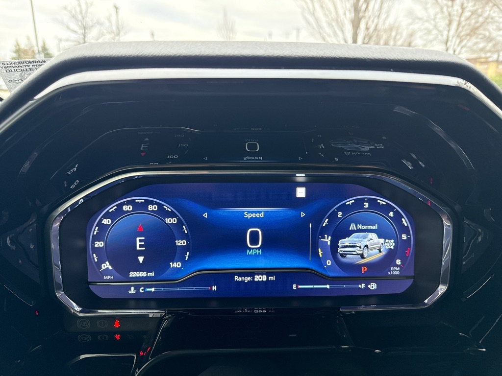 Chevrolet Silverado 1500 LT Crew Cab 4WD 2022