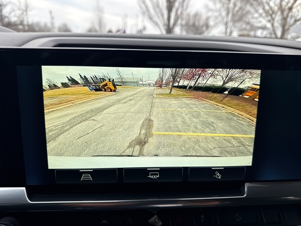 Chevrolet Silverado 1500 LT Crew Cab 4WD 2022