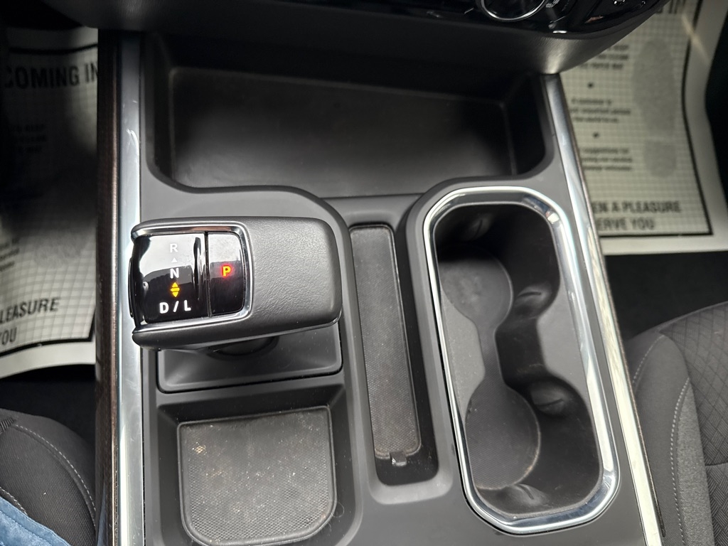 Chevrolet Silverado 1500 LT Crew Cab 4WD 2022