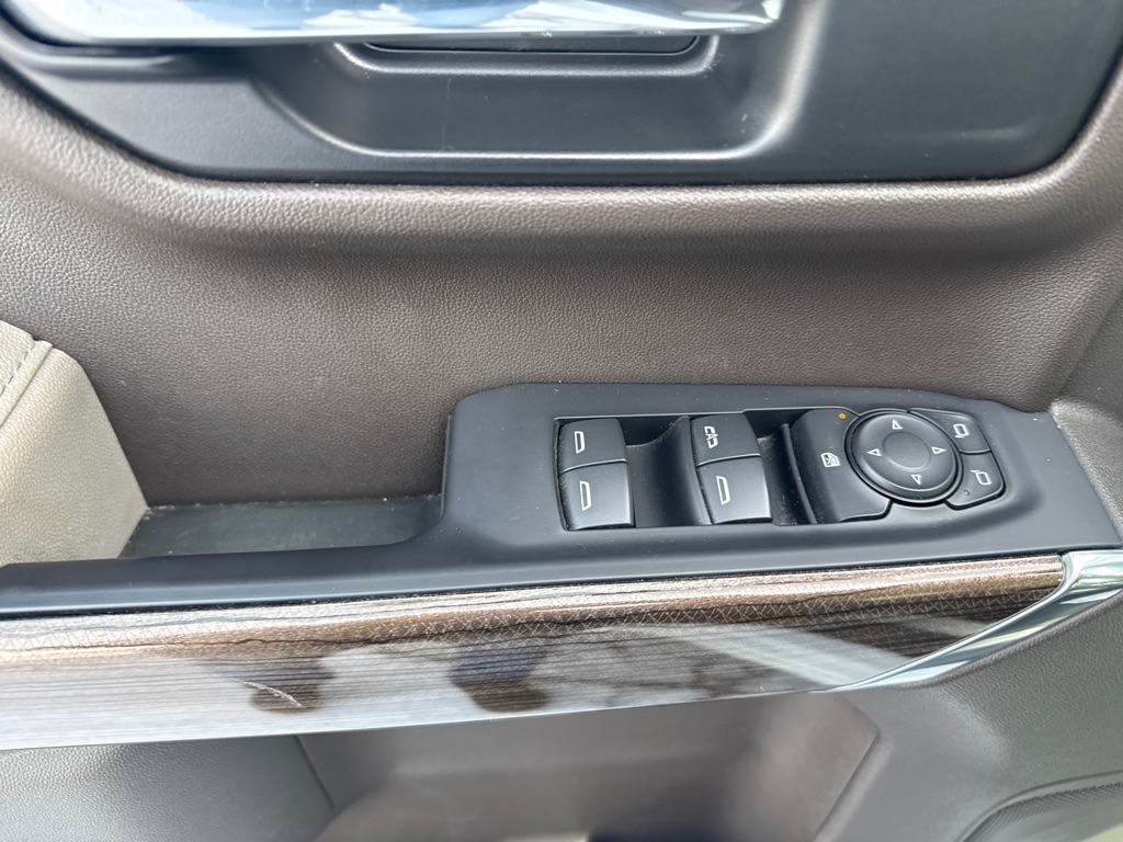 Chevrolet Silverado 1500 LT Crew Cab 4WD 2020