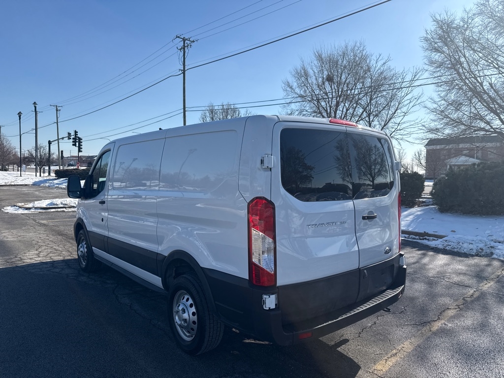 Ford Transit 150 Van Low Roof w/Sliding Pass. 130-in. WB 2022