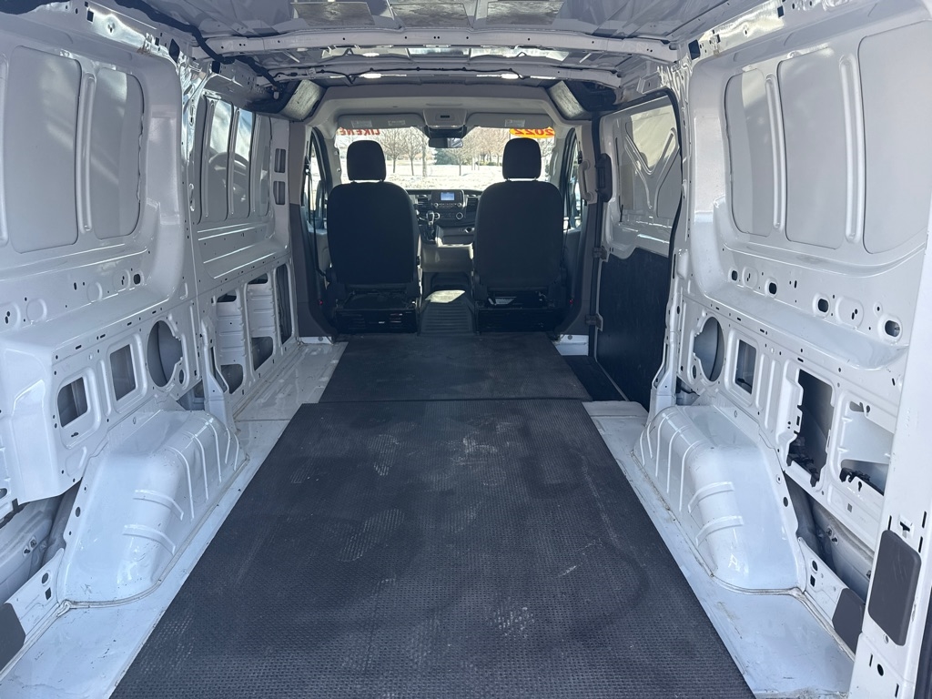 Ford Transit 150 Van Low Roof w/Sliding Pass. 130-in. WB 2022