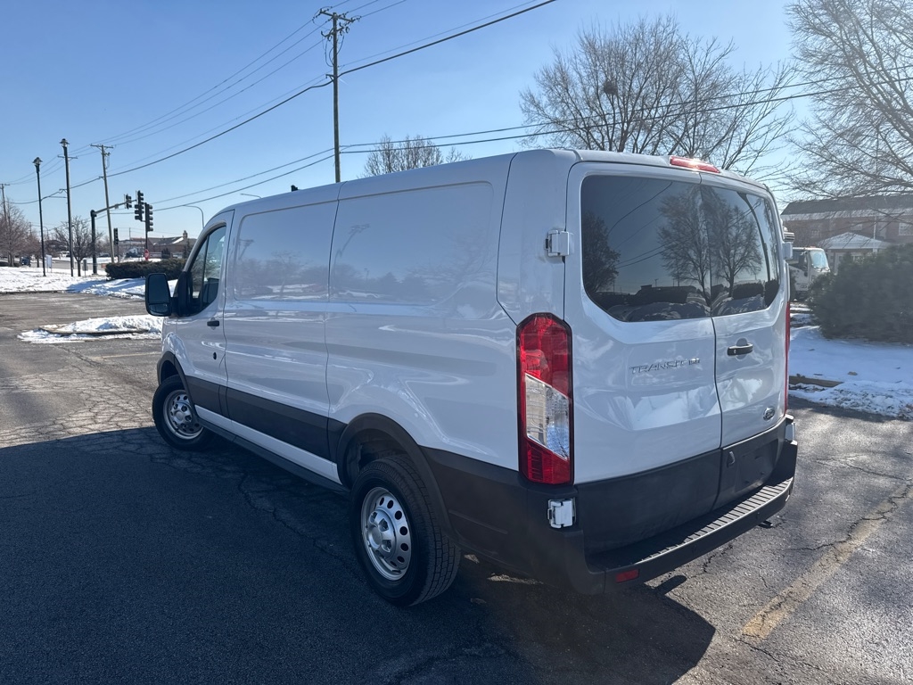 Ford Transit 150 Van Low Roof w/Sliding Pass. 130-in. WB 2022