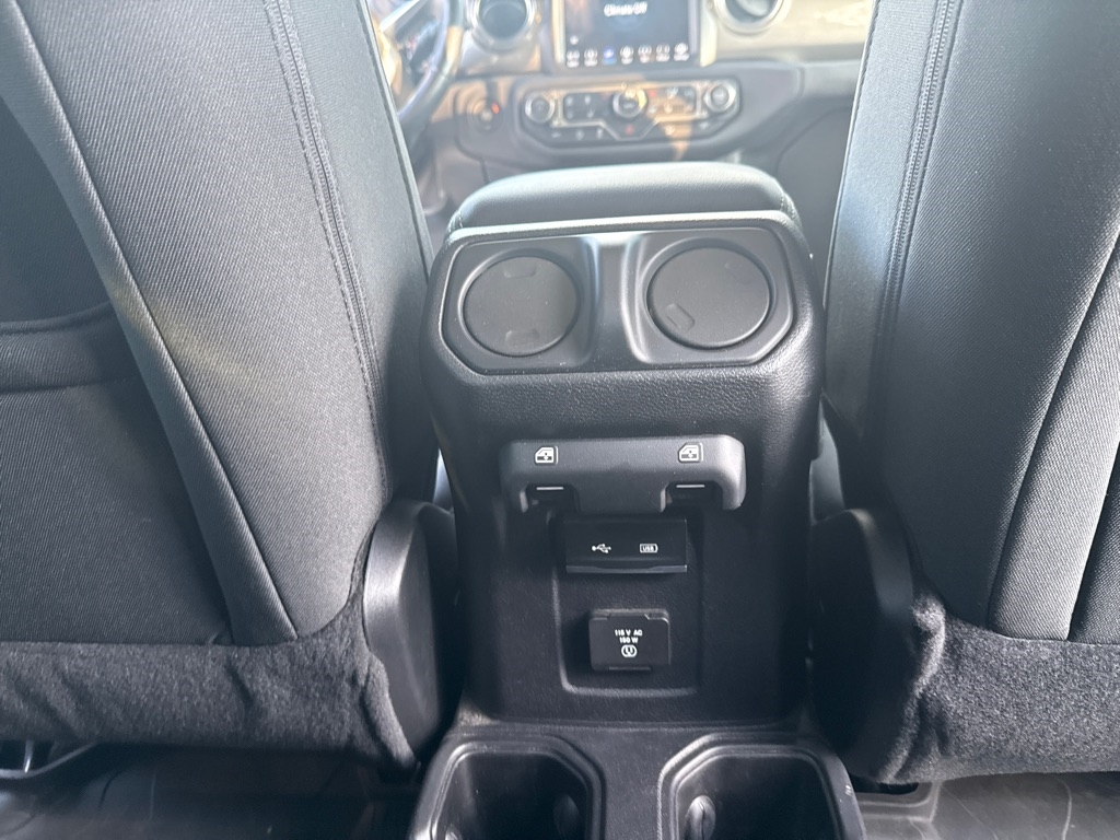 Jeep Wrangler Unlimited Sahara 2019