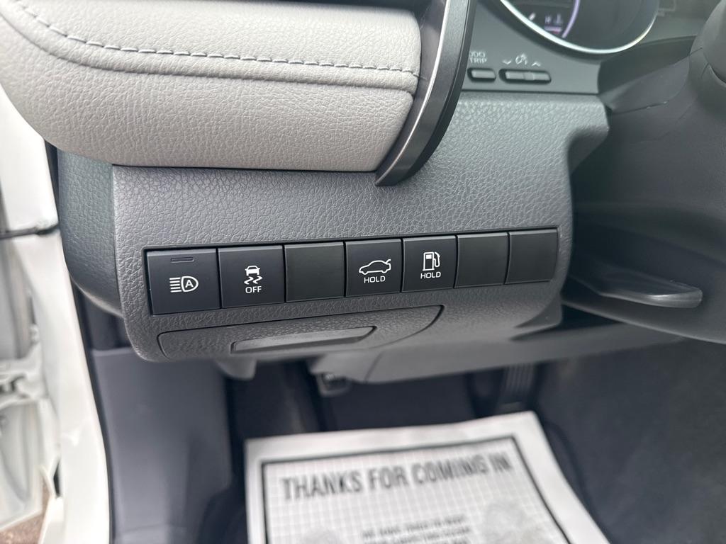 Toyota Camry SE 2020