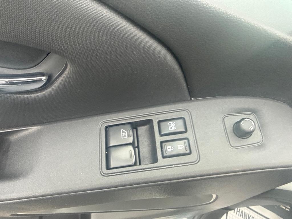 Nissan Frontier S King Cab 4WD 2022