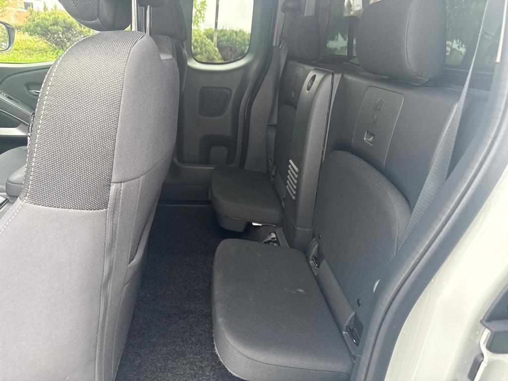 Nissan Frontier S King Cab 4WD 2022
