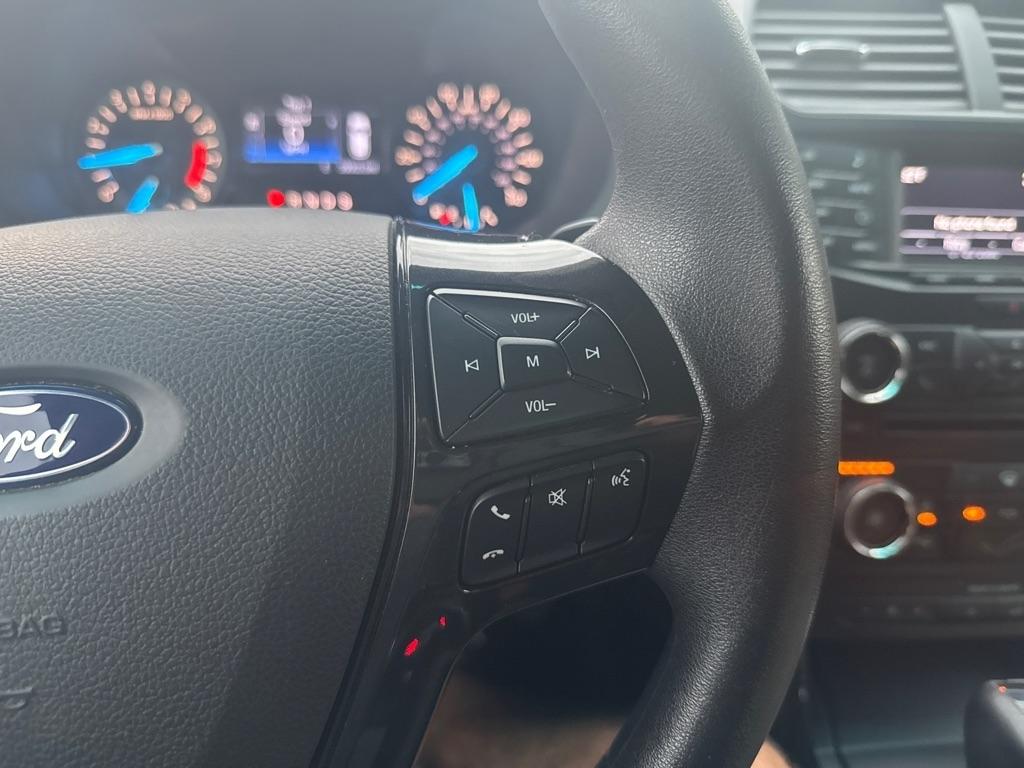 Ford Explorer Base 4WD 2017