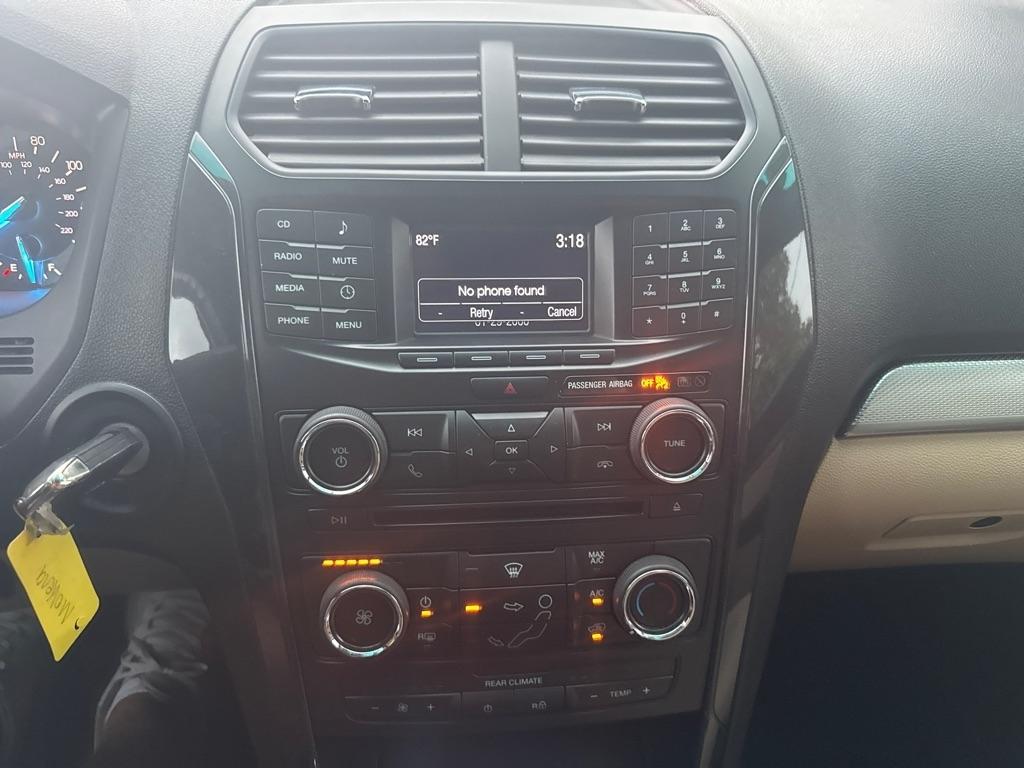 Ford Explorer Base 4WD 2017