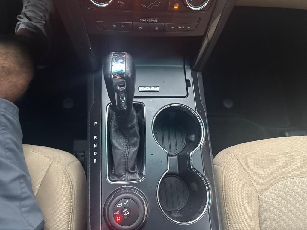 Ford Explorer Base 4WD 2017