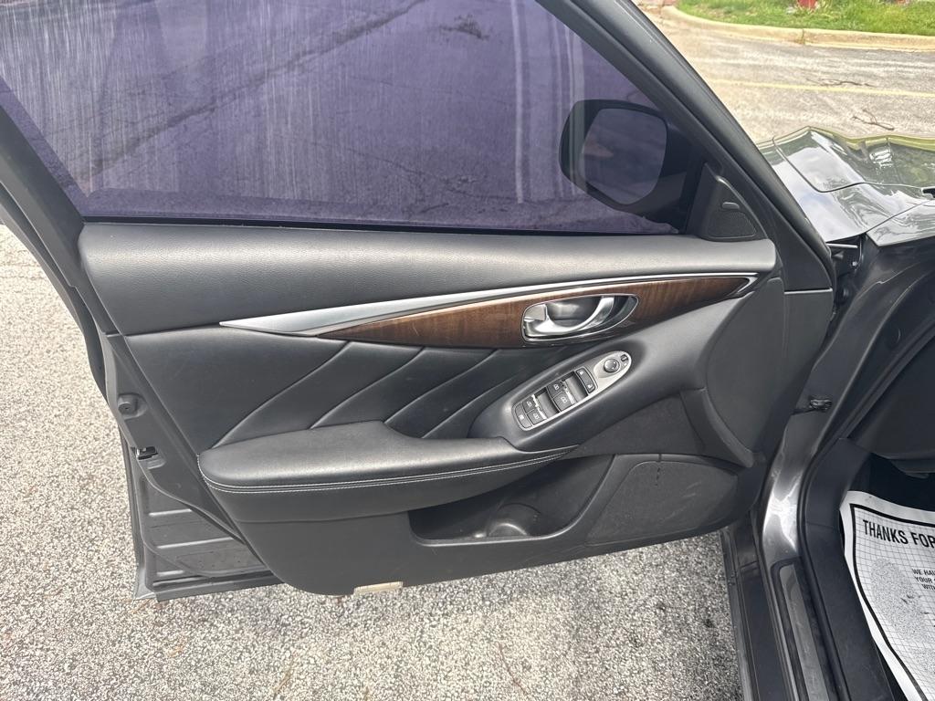 Infiniti Q50 3.0t LUXE AWD 2018