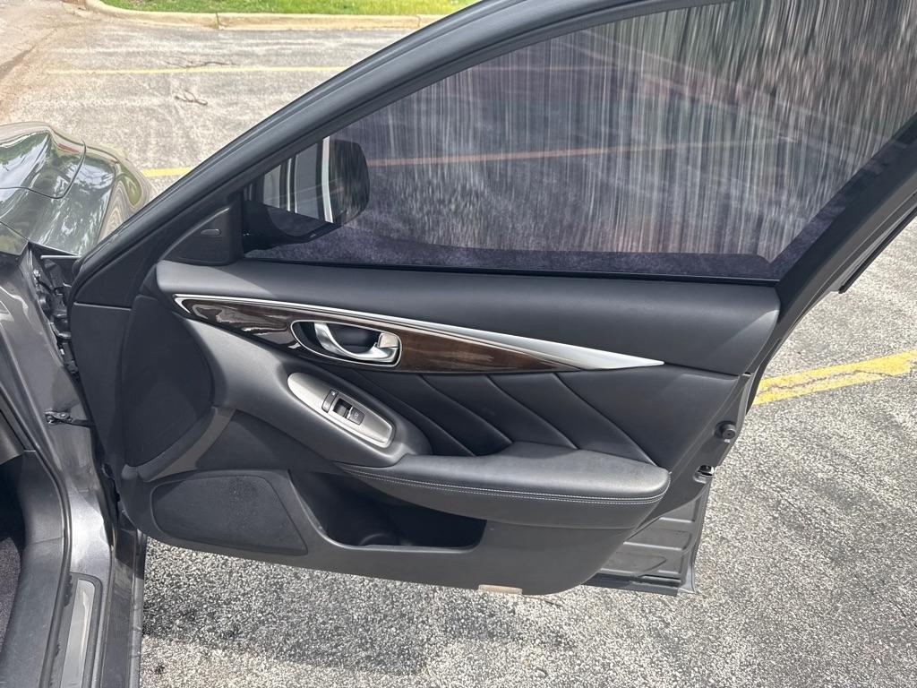 Infiniti Q50 3.0t LUXE AWD 2018