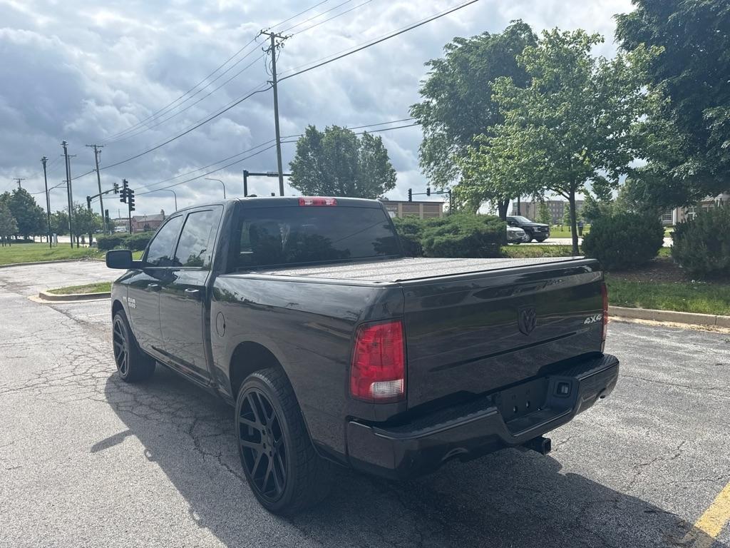 RAM 1500 Tradesman Crew Cab SWB 4WD 2017