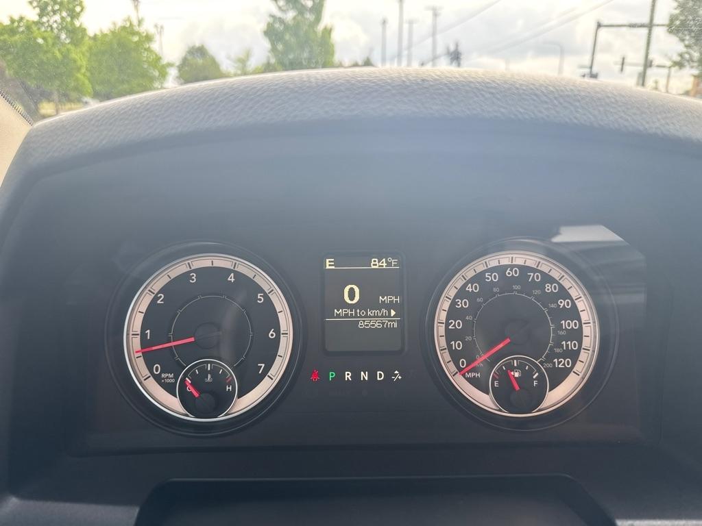 RAM 1500 Tradesman Crew Cab SWB 4WD 2017