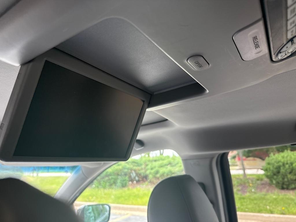 Honda Odyssey EX-L w/ DVD 2010