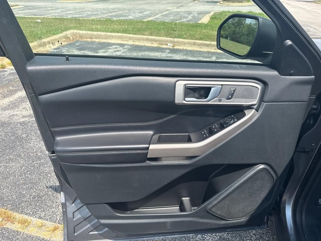 Ford Explorer  2023