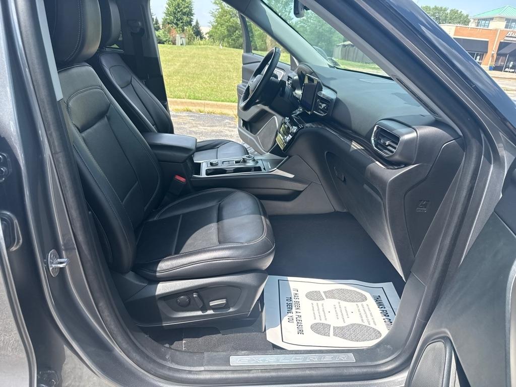 Ford Explorer  2023