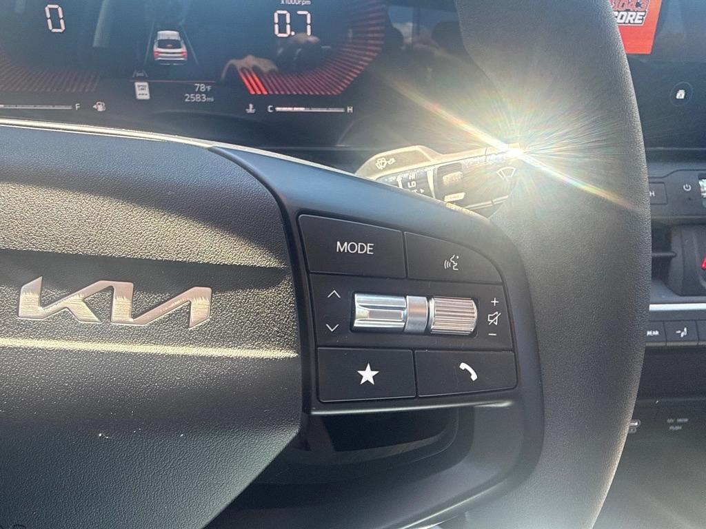 Kia K4 LX 2025