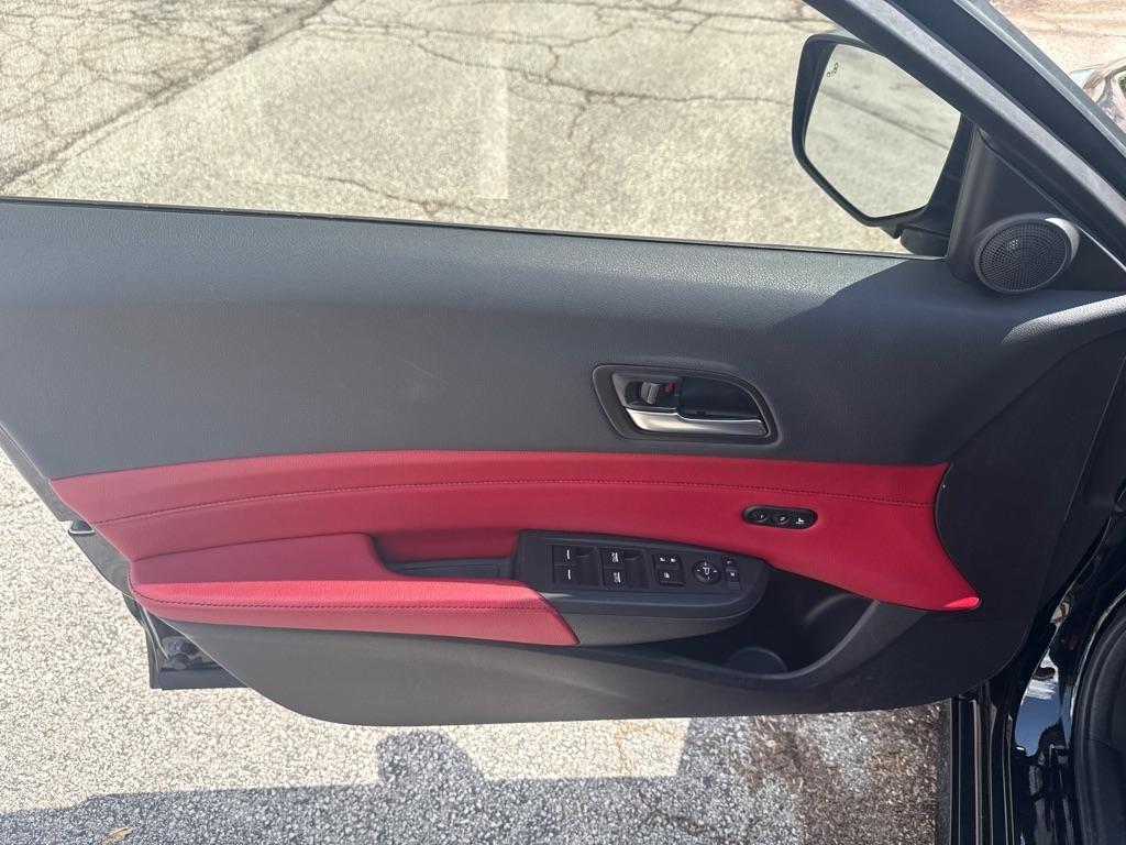 Acura ILX 8-Spd AT w/ Premium & A-SPEC Packages 2022