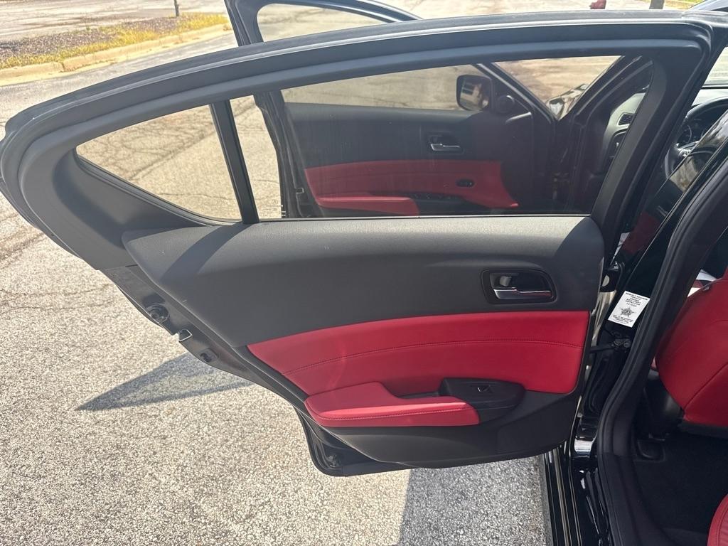 Acura ILX 8-Spd AT w/ Premium & A-SPEC Packages 2022
