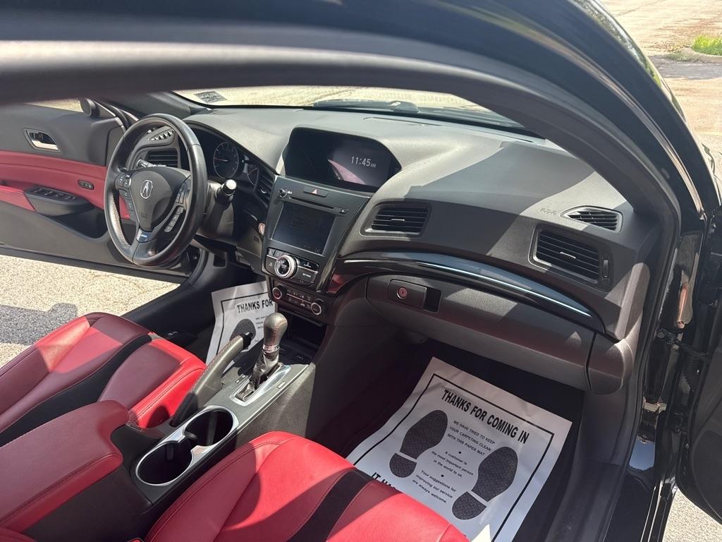 Acura ILX 8-Spd AT w/ Premium & A-SPEC Packages 2022