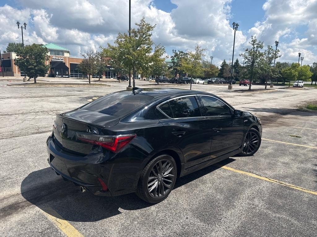 Acura ILX 8-Spd AT w/ Premium & A-SPEC Packages 2022