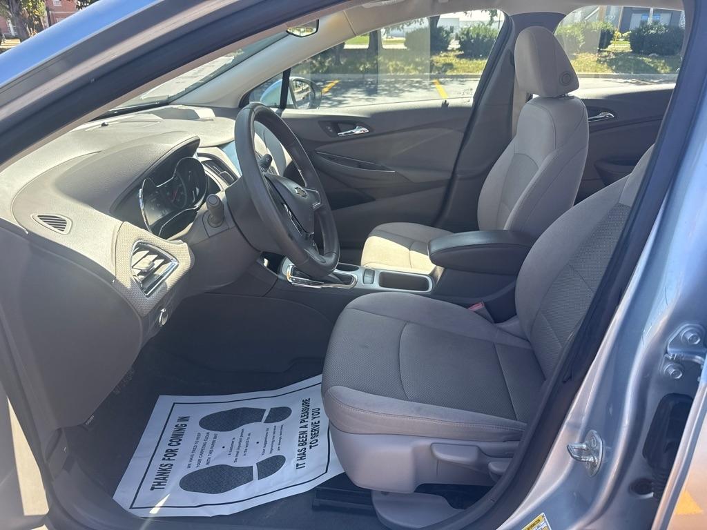 Chevrolet Cruze LS Auto 2017