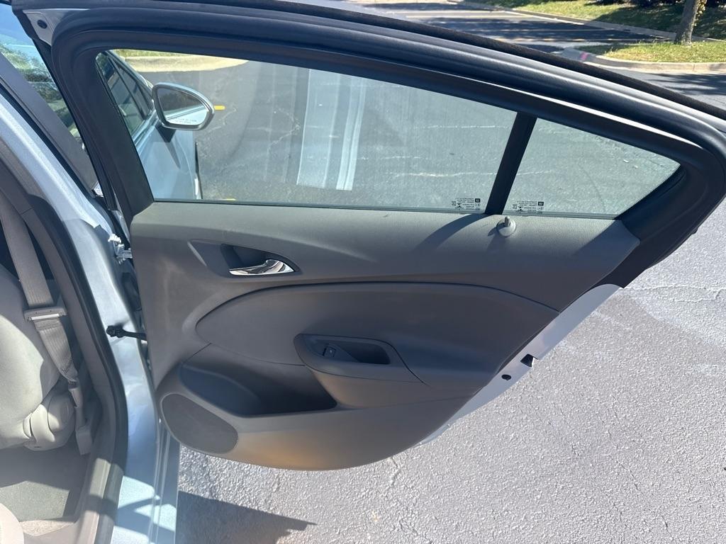 Chevrolet Cruze LS Auto 2017