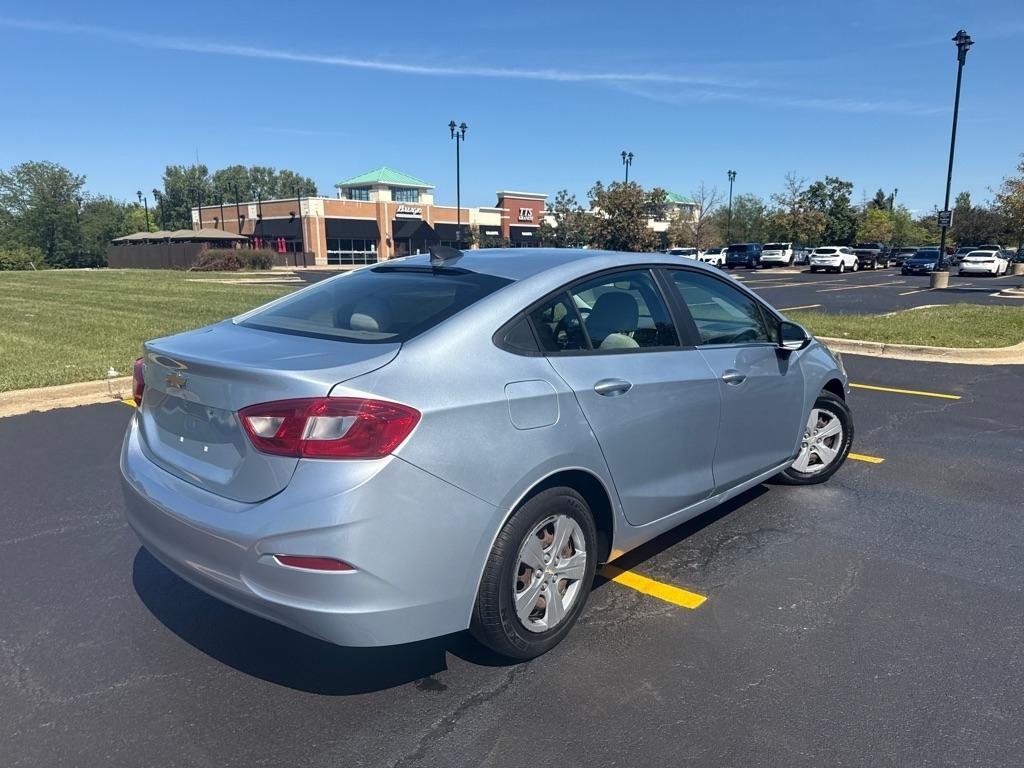 Chevrolet Cruze LS Auto 2017