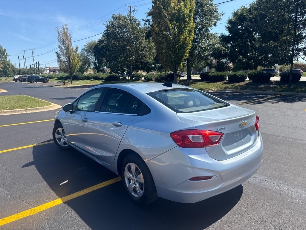 Chevrolet Cruze LS Auto 2017