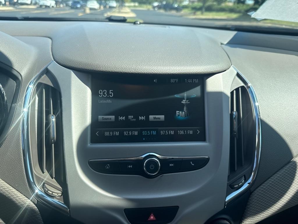 Chevrolet Cruze LS Auto 2017