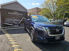 2022 Nissan Pathfinder 