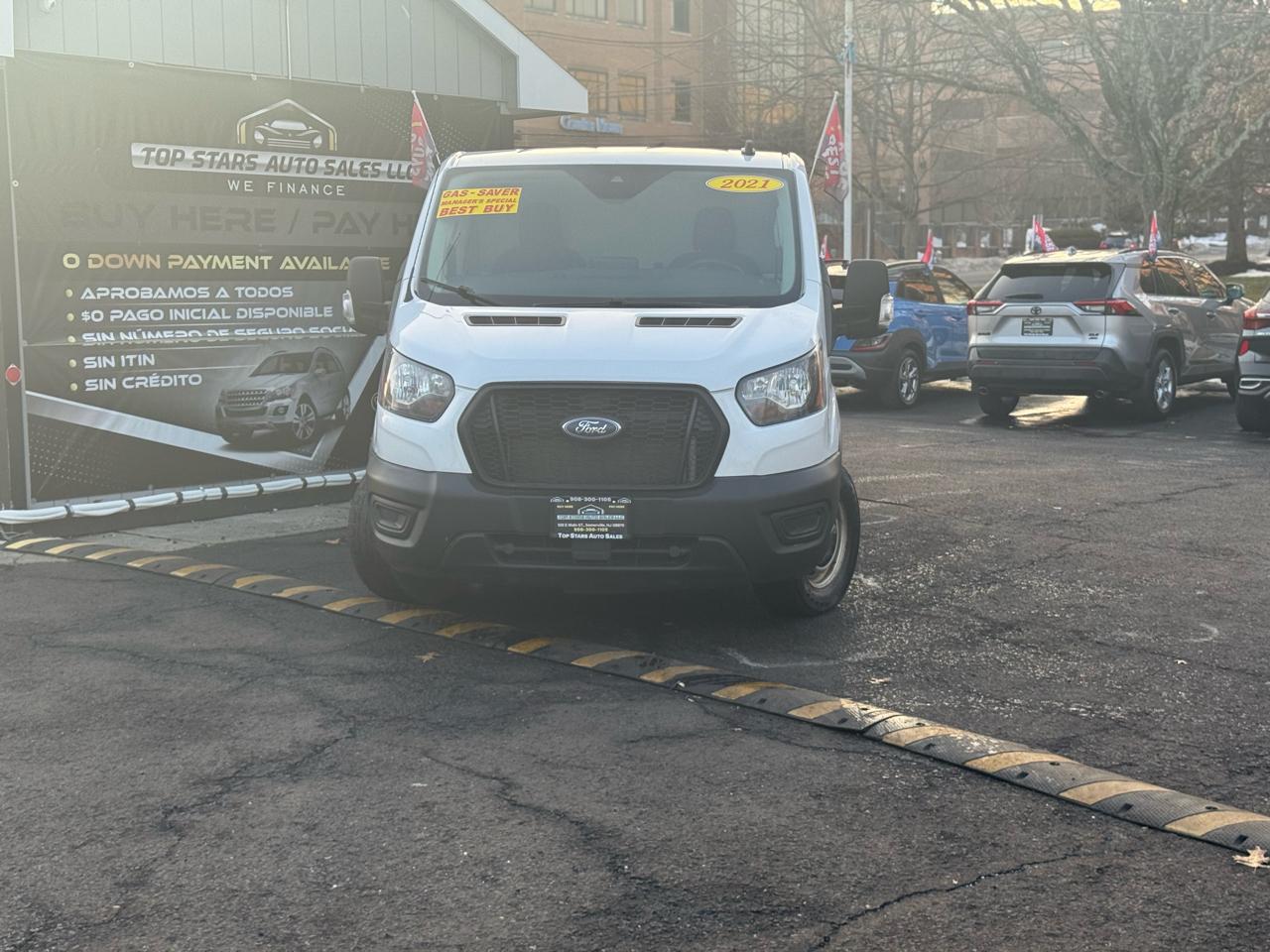 2021 Ford Transit 150 Van Low Roof w/Sliding Pass. 130-in. WB