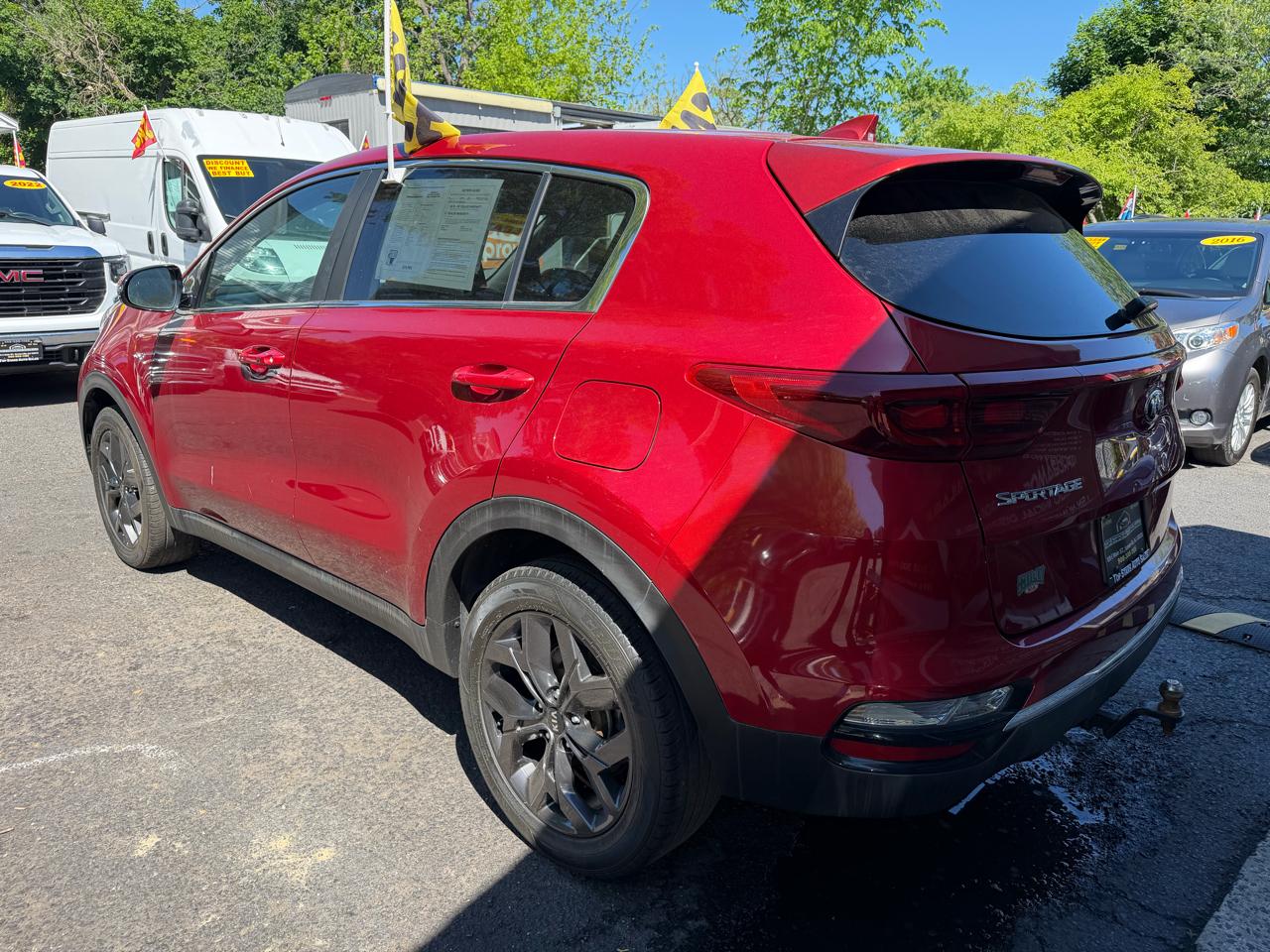 View vehicle photo 7