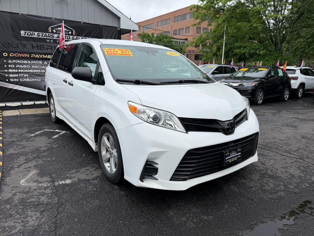 2020 Toyota Sienna L V6 7-Passenger FWD's photo