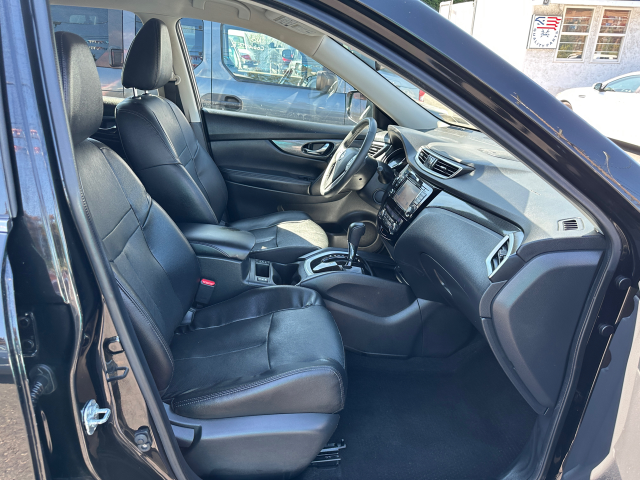 Nissan Rogue AWD 4dr SL 2016 Nissan Rogue AWD 4dr SL 2016