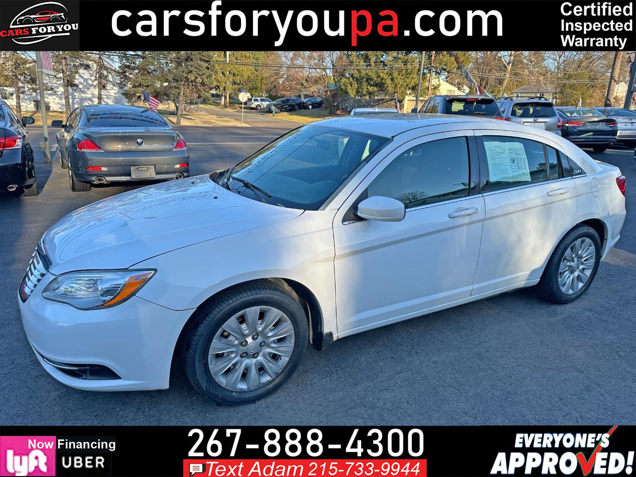 2014 Chrysler 200 LX's photo
