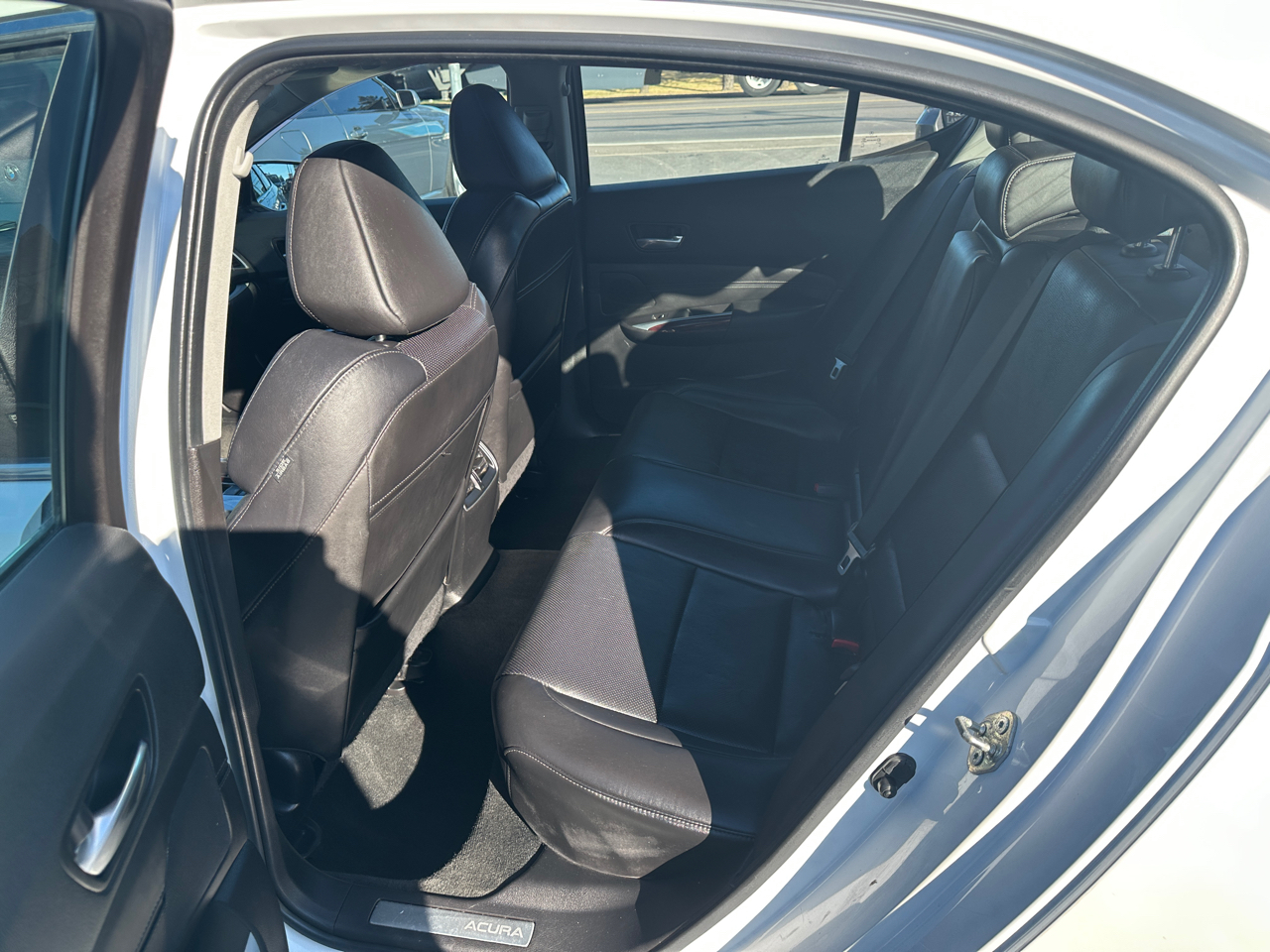 Acura TLX 4dr Sdn SH-AWD V6 Tech 2016